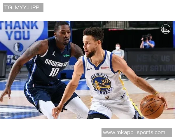 克尼佩尔上半场表现惊艳四号秀10中6三分5中3轻松砍下17分4板2助 克尼佩尔上半场表现惊艳四号秀10中6三分5中3轻松砍下17分4板2助