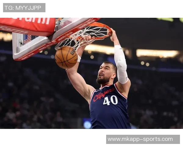 祖巴茨立志争夺最佳防守球员与全明星称更衣室每个人都渴望夺冠 祖巴茨立志争夺最佳防守球员与全明星称更衣室每个人都渴望夺冠