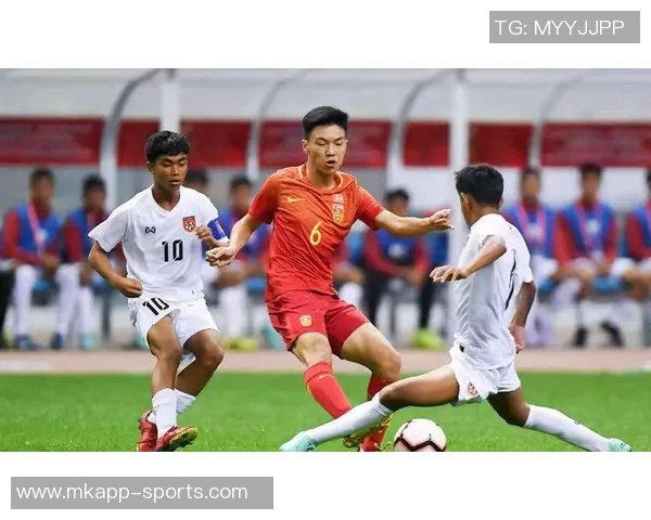 U17国足对阵印度表现不佳技战术失误频繁遭遇反击困扰 U17国足对阵印度表现不佳技战术失误频繁遭遇反击困扰